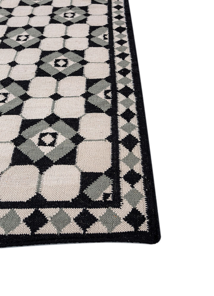 alhambra ivory wool flat weaves Rug - Corner
