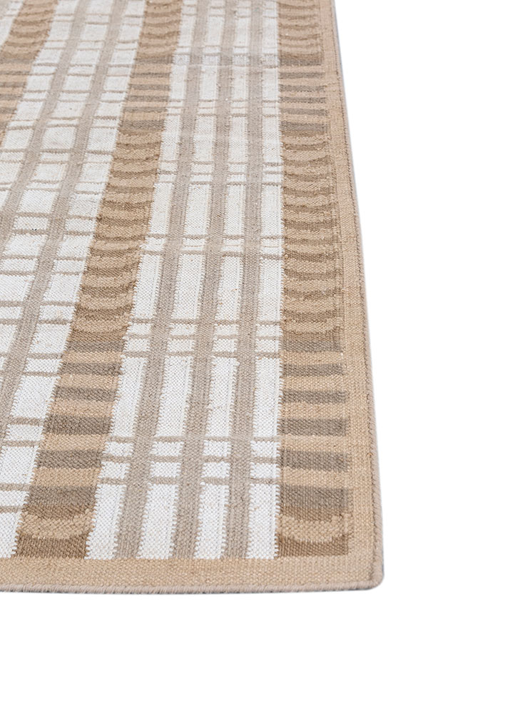 checkers ivory wool flat weaves Rug - Corner