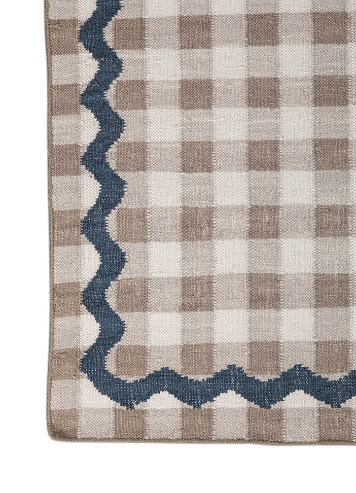 alhambra grey and black wool flat weaves Rug - Corner