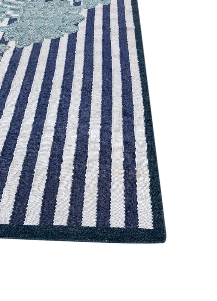 alhambra ivory wool flat weaves Rug - Corner