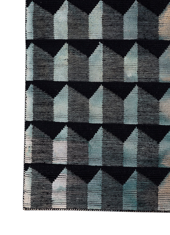 indusbar grey and black wool and viscose flat weaves Rug - Corner