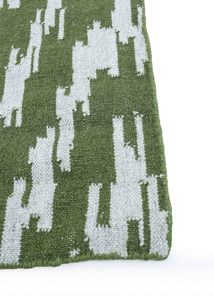 indusbar green wool and viscose flat weaves Rug - Corner