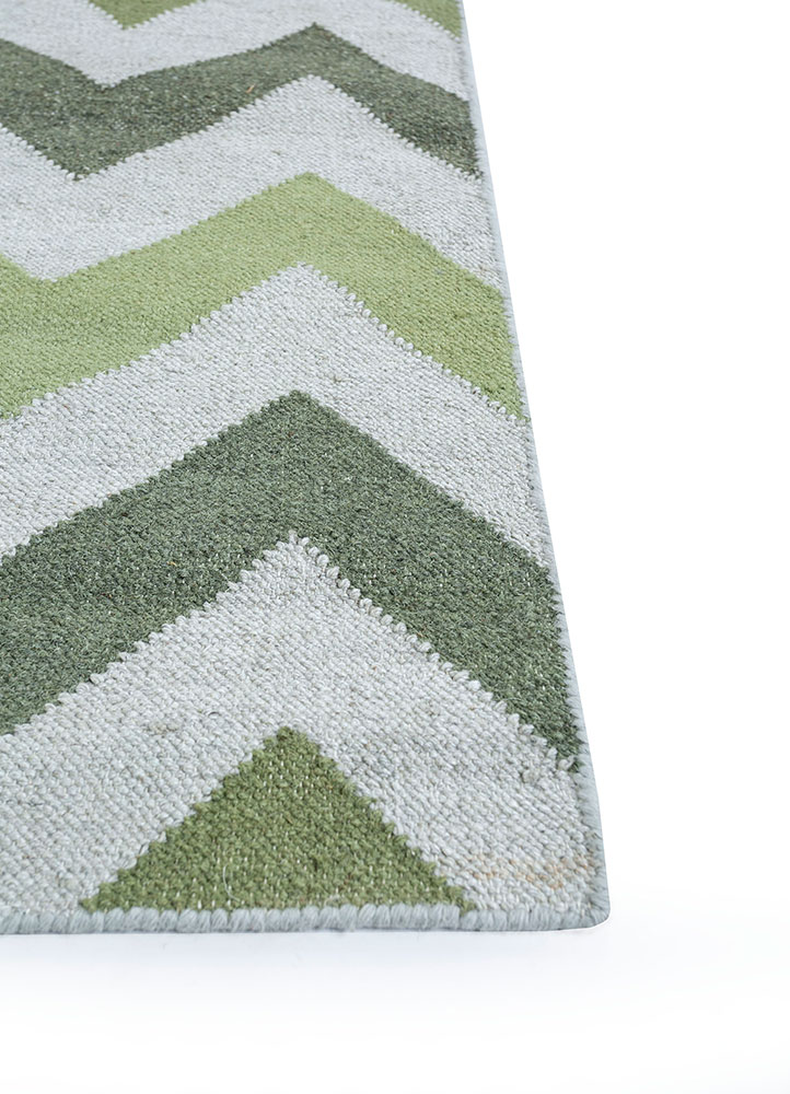indusbar green wool and viscose flat weaves Rug - Corner