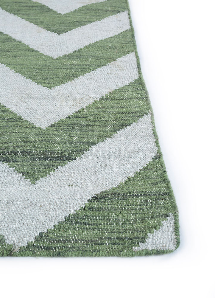 indusbar green wool and viscose flat weaves Rug - Corner
