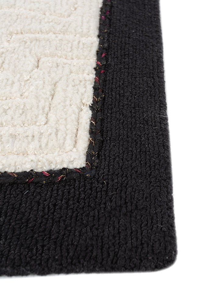 atelier ivory wool hand knotted Rug - Corner