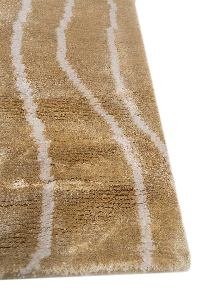 azalea gold bamboo silk hand knotted Rug - Corner