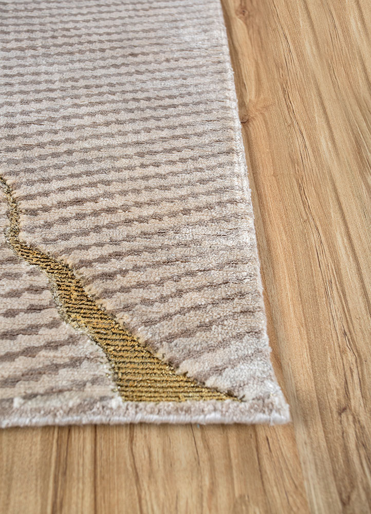 azalea ivory bamboo silk and zari hand knotted Rug - Corner