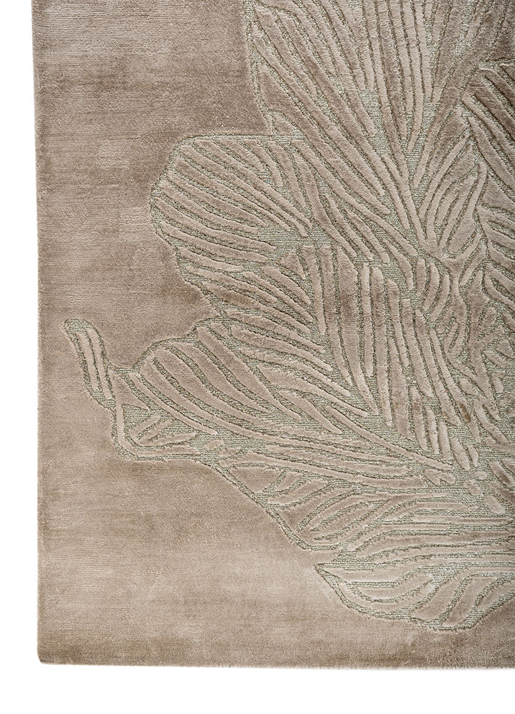 azalea green bamboo silk and zari hand knotted Rug - Corner
