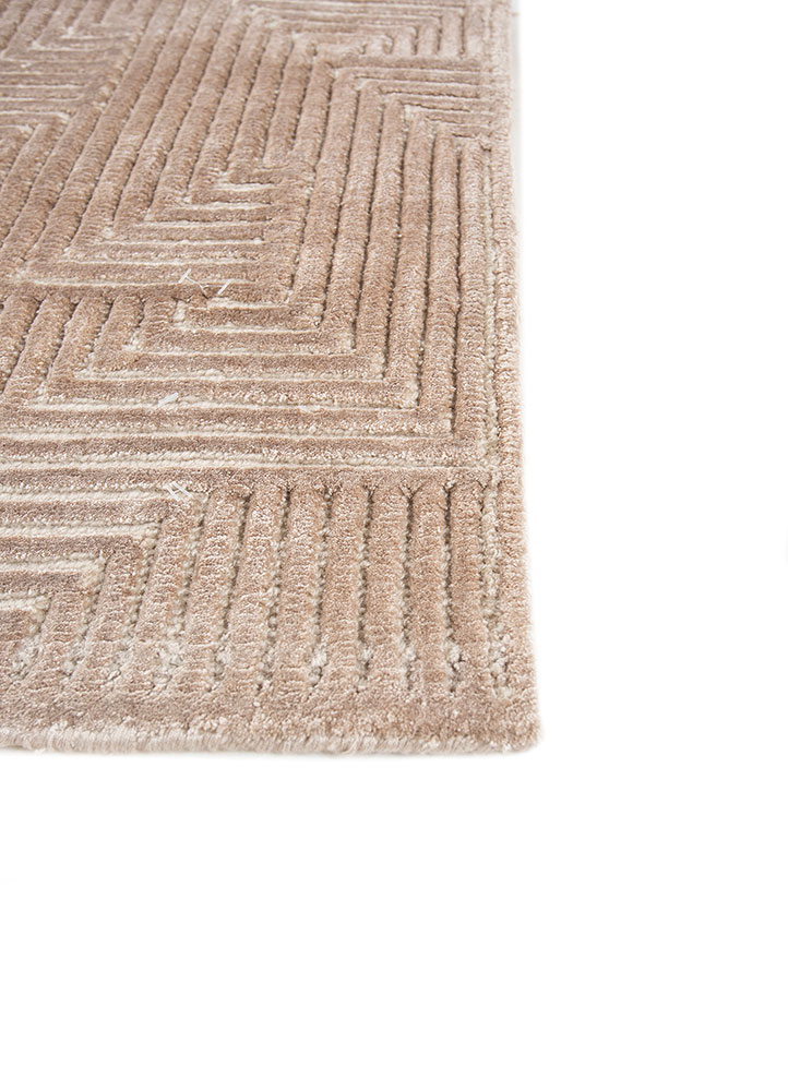 azalea ivory wool and bamboo silk hand knotted Rug - Corner