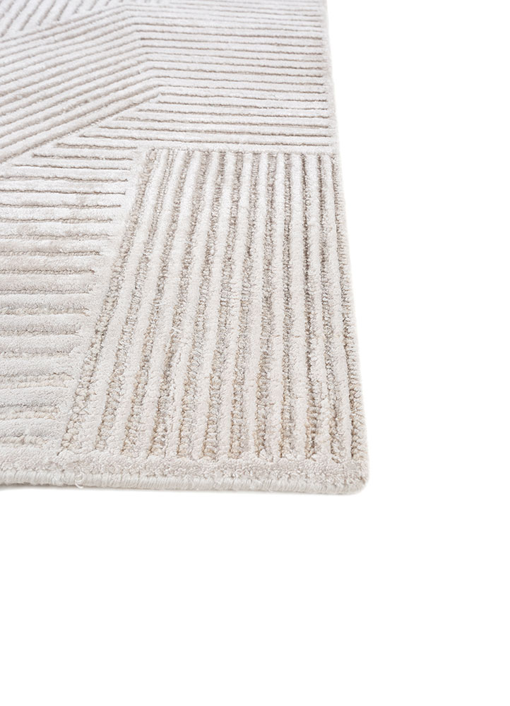 azalea ivory wool and bamboo silk hand knotted Rug - Corner