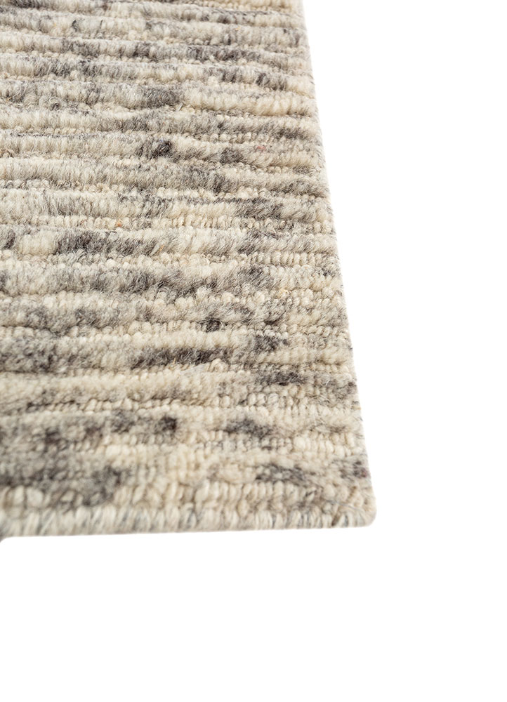 azalea ivory wool and bamboo silk hand knotted Rug - Corner