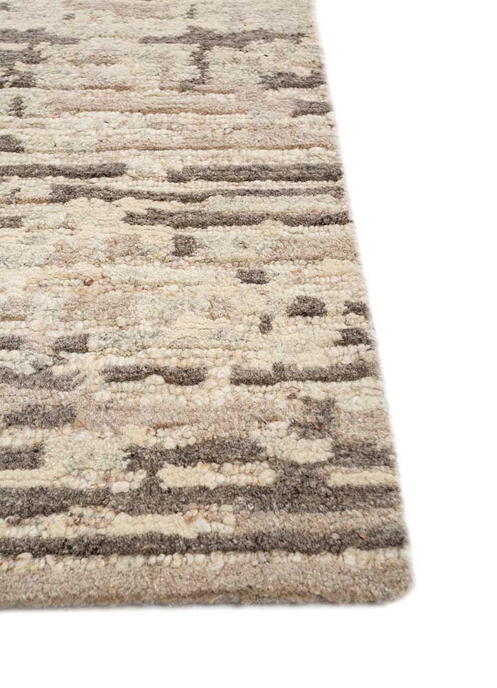 aprezo ivory wool hand knotted Rug - Corner