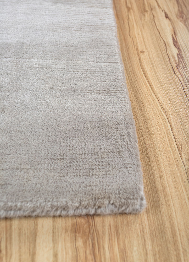 sthir grey and black wool hand knotted Rug - Corner