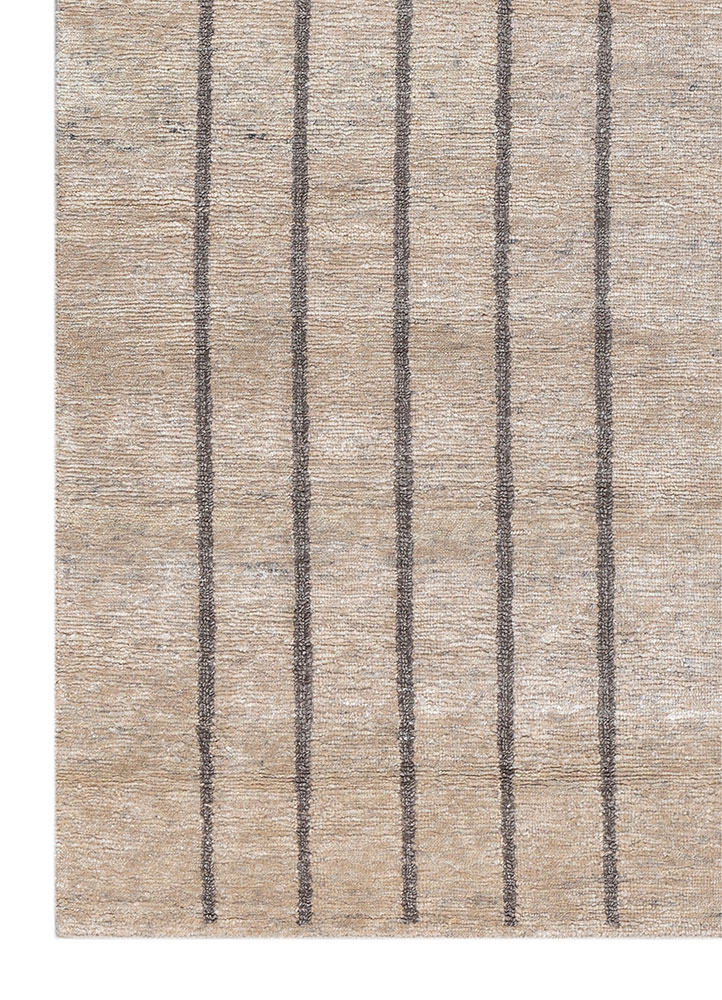 blythe ivory wool hand knotted Rug - Corner