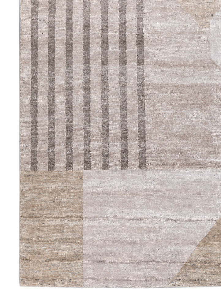 blythe ivory wool hand knotted Rug - Corner