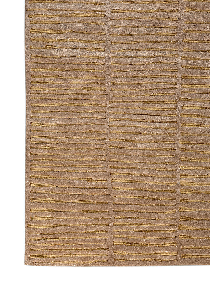 azalea beige and brown wool hand knotted Rug - Corner