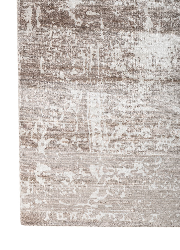 entropy ivory bamboo silk hand knotted Rug - Corner