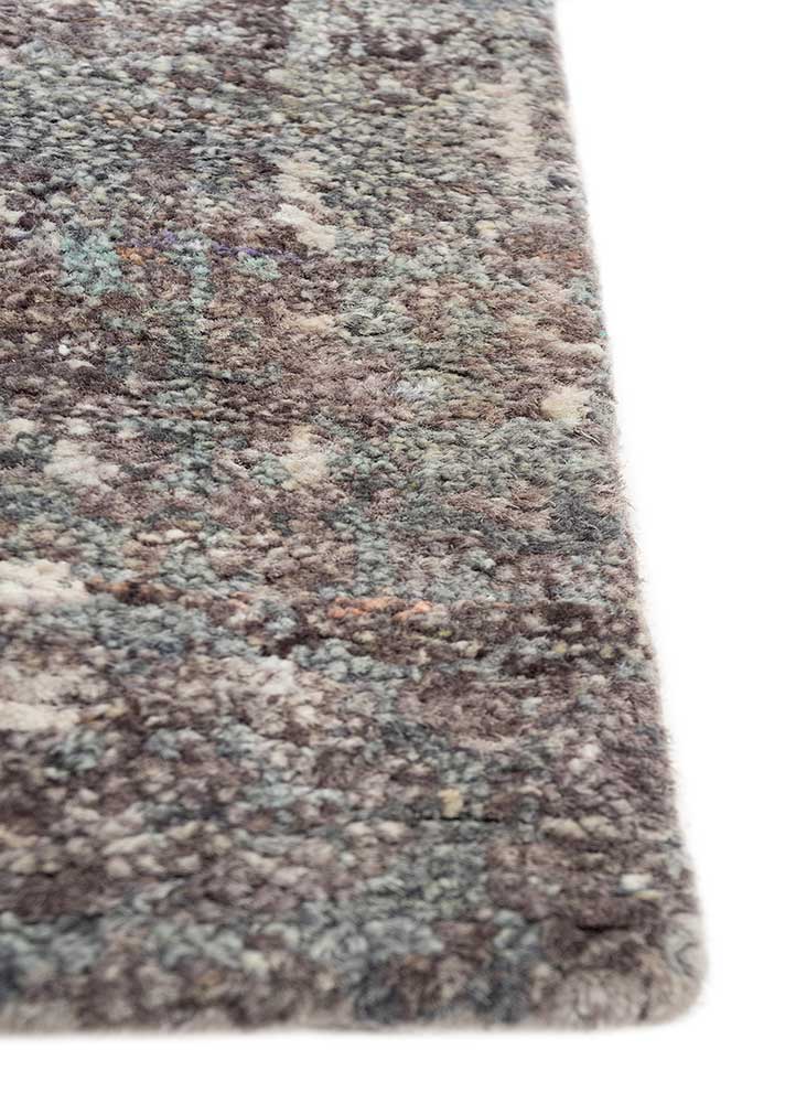 gulmarg grey and black silk hand knotted Rug - Corner