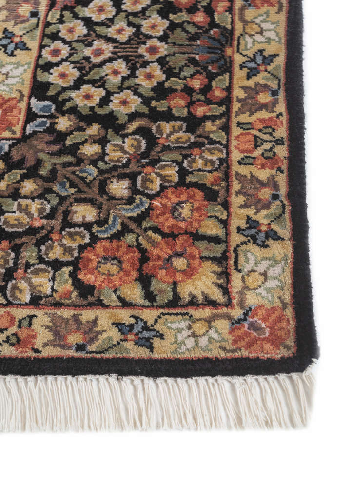 gulmarg grey and black silk hand knotted Rug - Corner