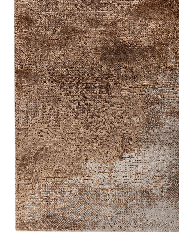 uvenuti ivory wool and bamboo silk hand knotted Rug - Corner