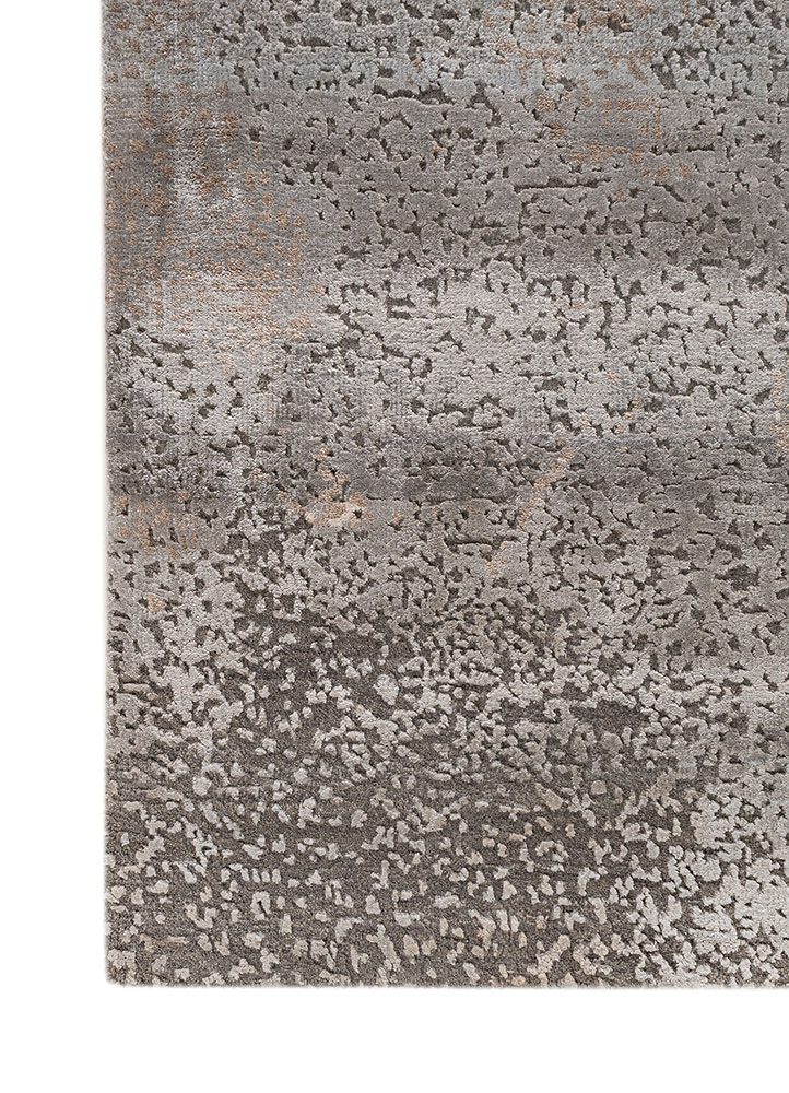 entropy ivory wool and bamboo silk hand knotted Rug - Corner