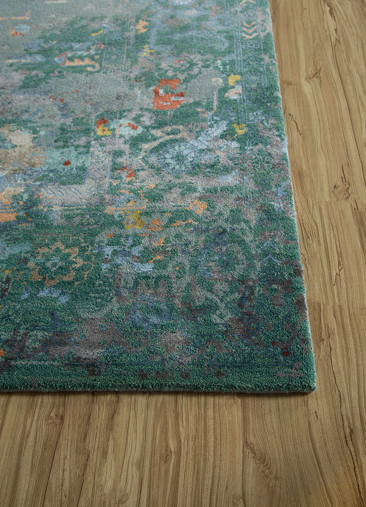 far east green wool and bamboo silk hand knotted Rug - Corner