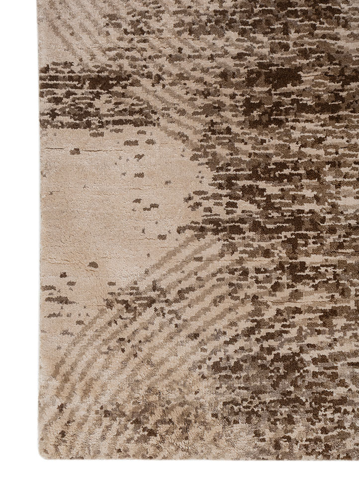 entropy ivory wool and bamboo silk hand knotted Rug - Corner
