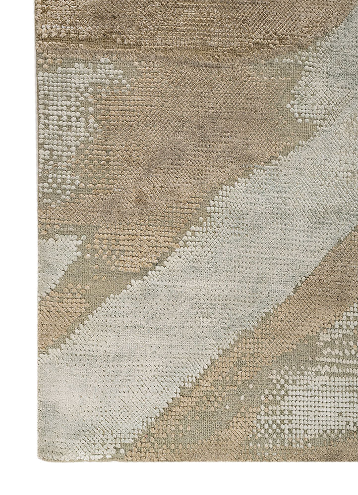entropy green wool and bamboo silk hand knotted Rug - Corner