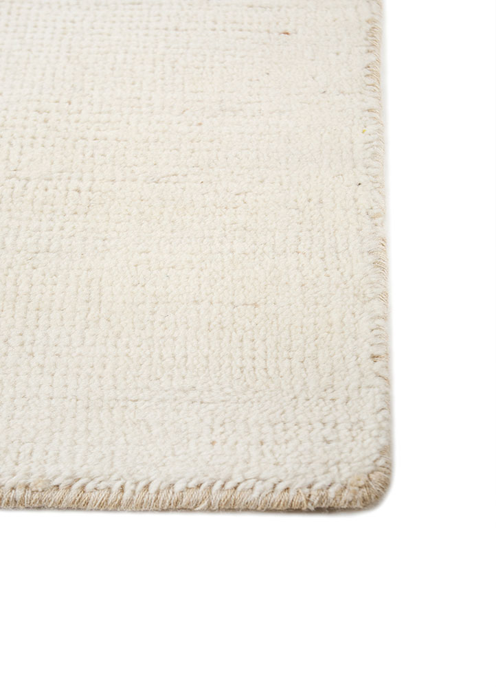 manifest ivory wool hand knotted Rug - Corner