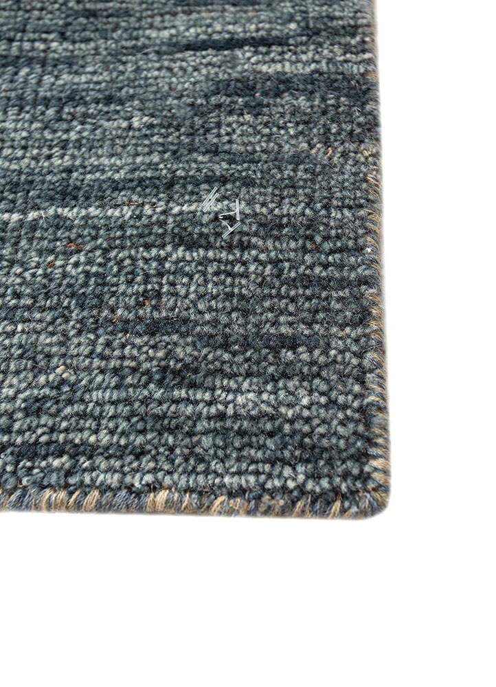 aprezo blue wool hand knotted Rug - Corner