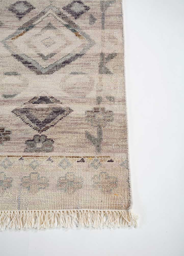 thyme ivory wool hand knotted Rug - Corner