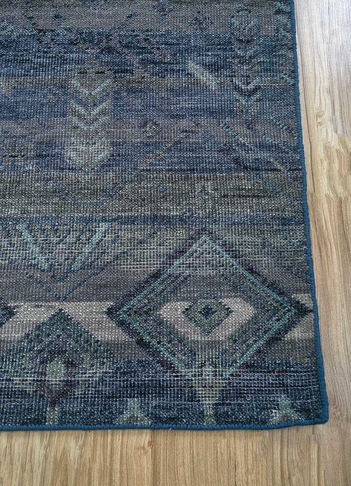 thyme blue wool hand knotted Rug - Corner