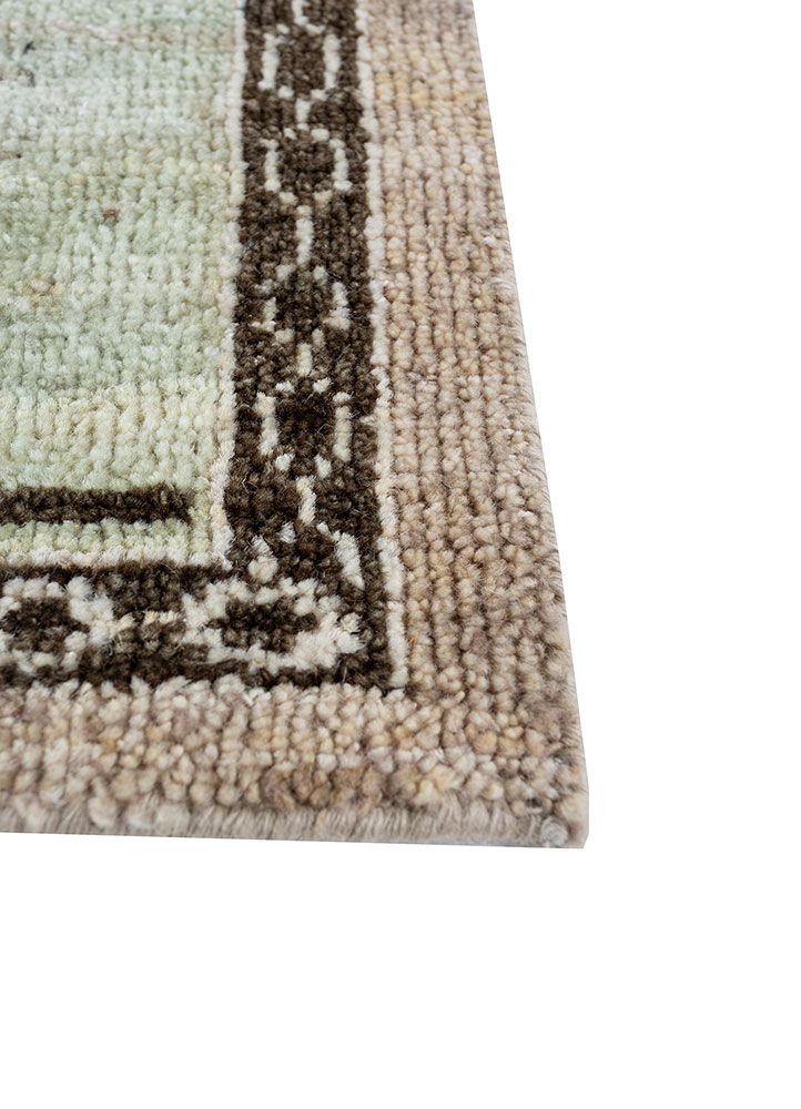 thyme ivory wool hand knotted Rug - Corner