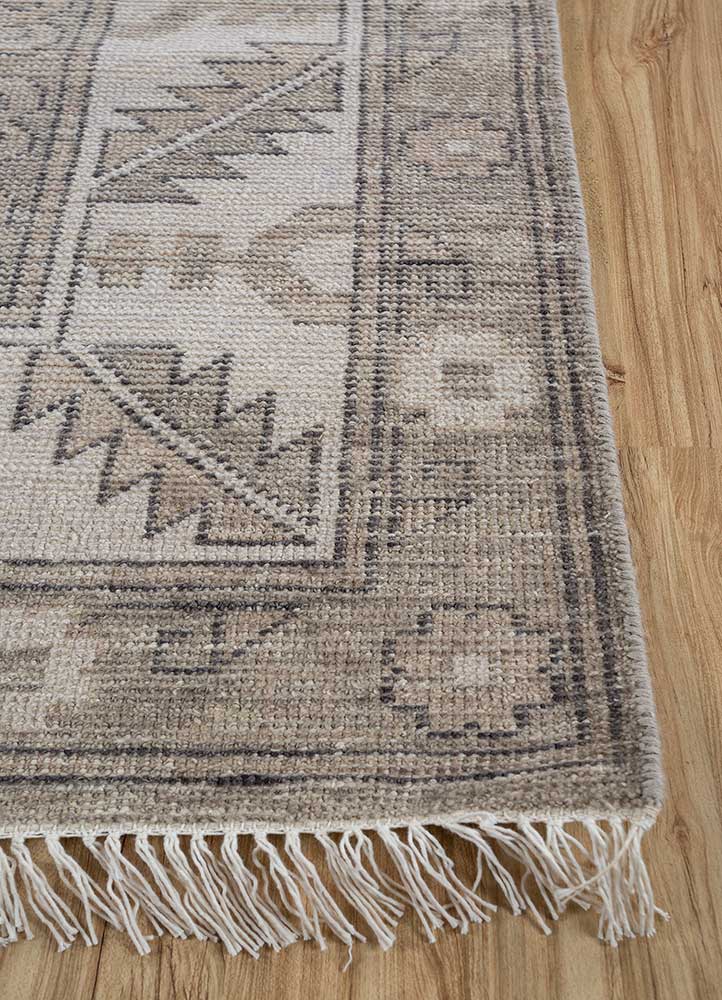 erbe grey and black wool hand knotted Rug - Corner