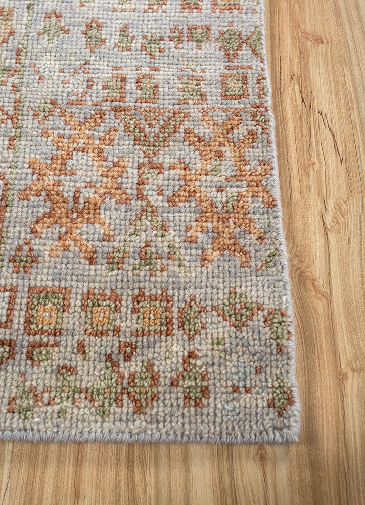 erbe blue wool hand knotted Rug - Corner