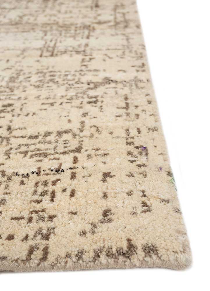 uvenuti ivory wool hand knotted Rug - Corner