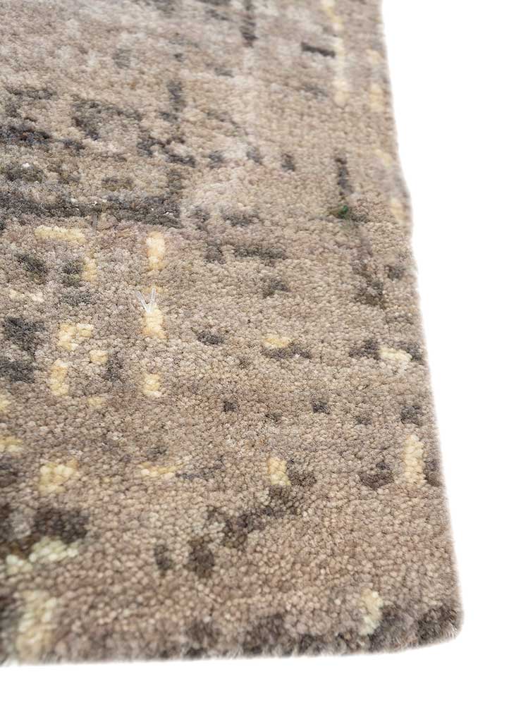 uvenuti grey and black wool hand knotted Rug - Corner
