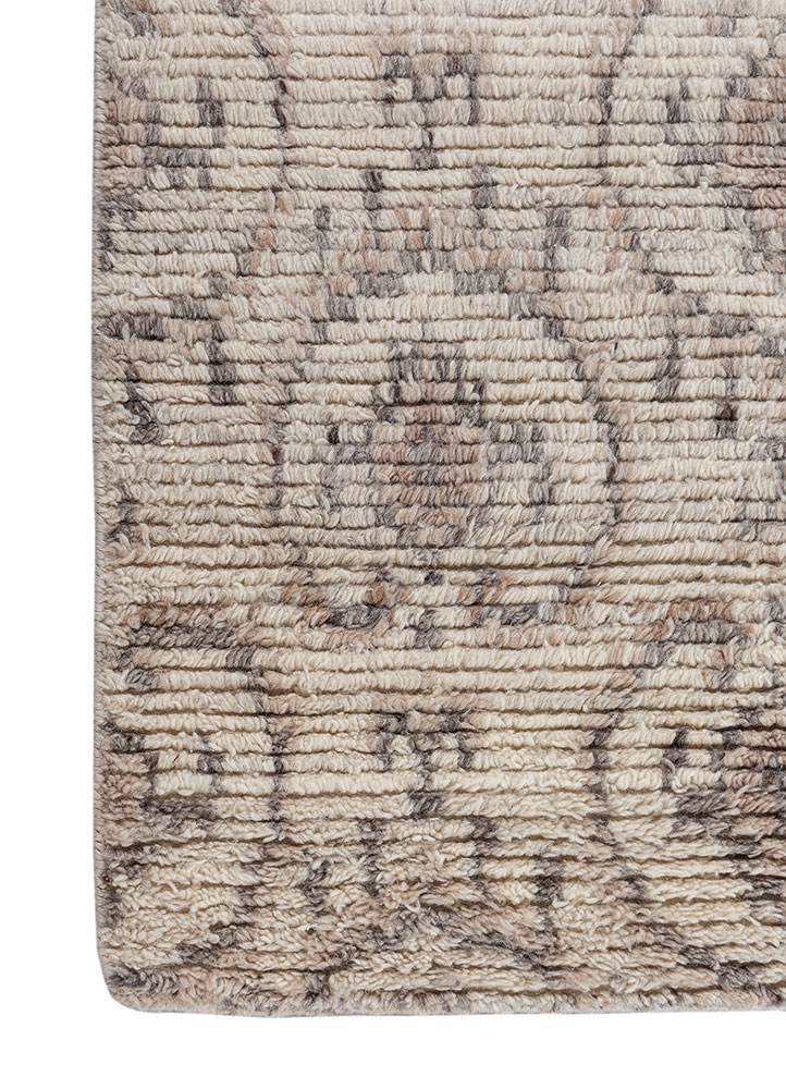 aprezo ivory wool hand knotted Rug - Corner
