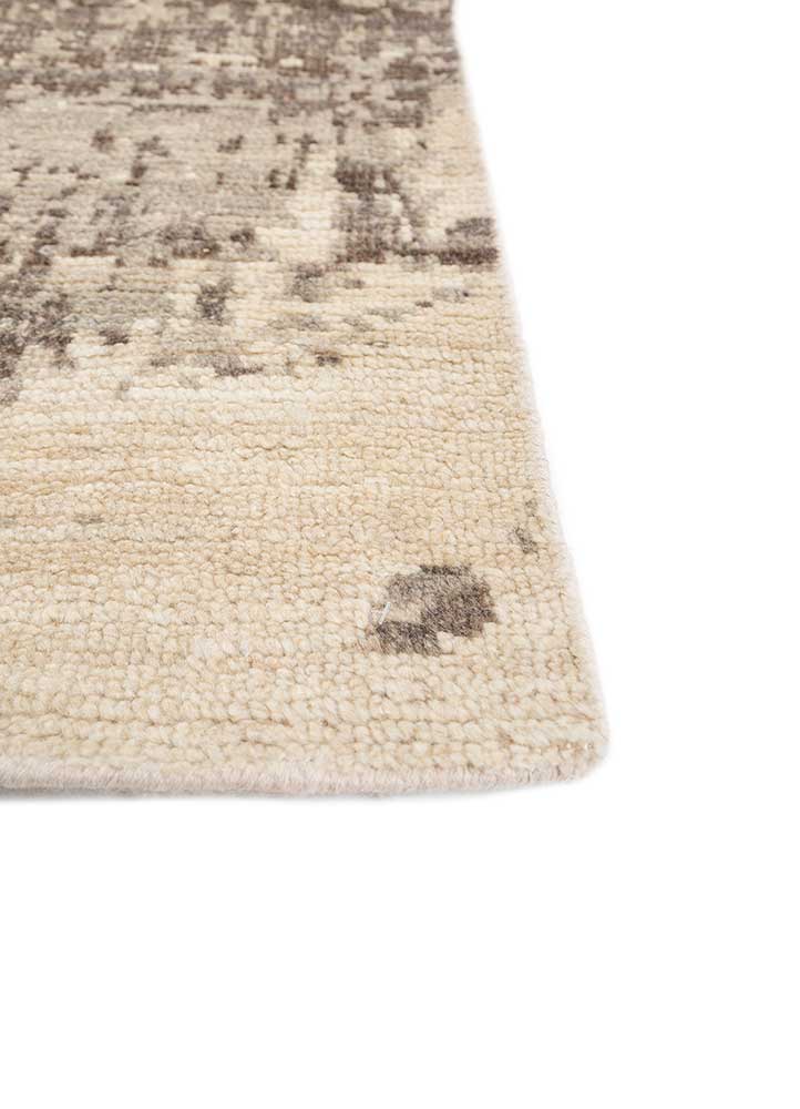 entropy ivory wool hand knotted Rug - Corner