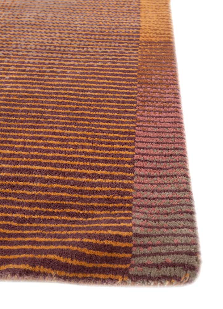 blythe red and orange wool hand knotted Rug - Corner