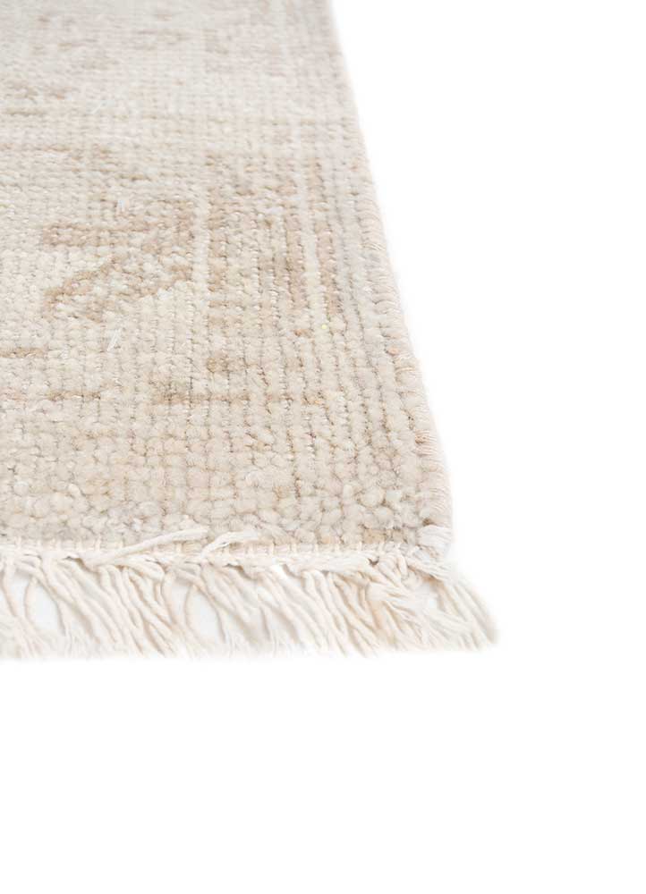 erbe ivory wool hand knotted Rug - Corner