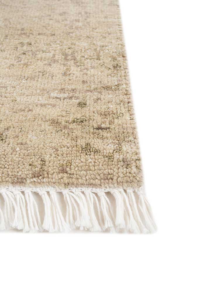 entropy ivory wool hand knotted Rug - Corner