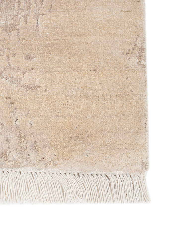 entropy ivory wool and silk hand knotted Rug - Corner