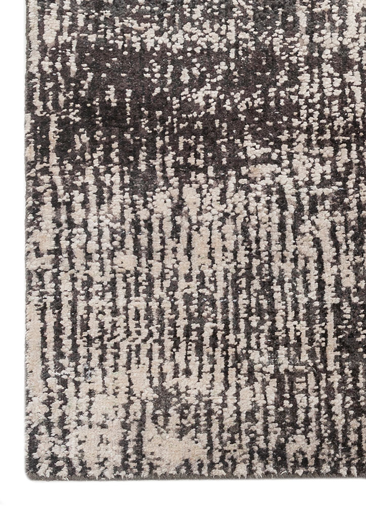 entropy ivory wool and silk hand knotted Rug - Corner