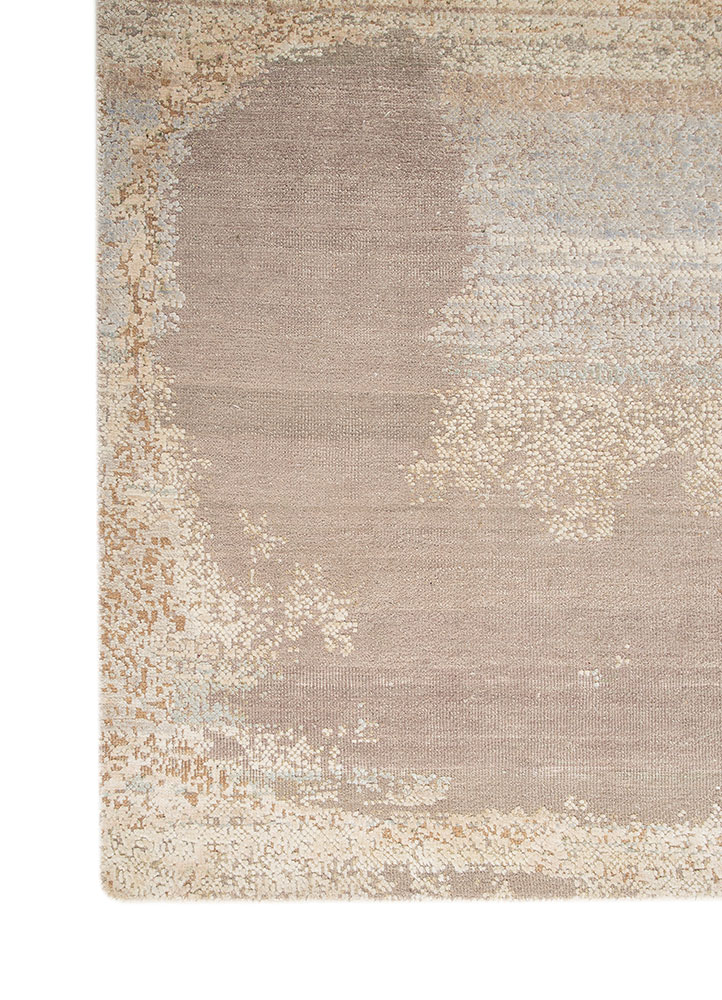 entropy ivory wool and silk hand knotted Rug - Corner
