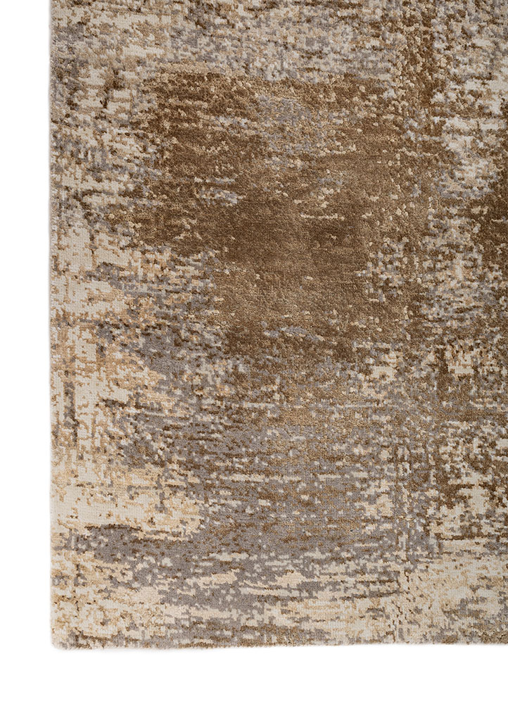 entropy ivory wool and silk hand knotted Rug - Corner