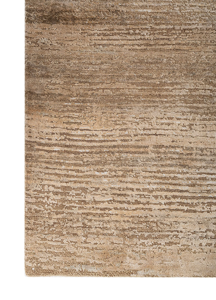 entropy ivory wool and silk hand knotted Rug - Corner