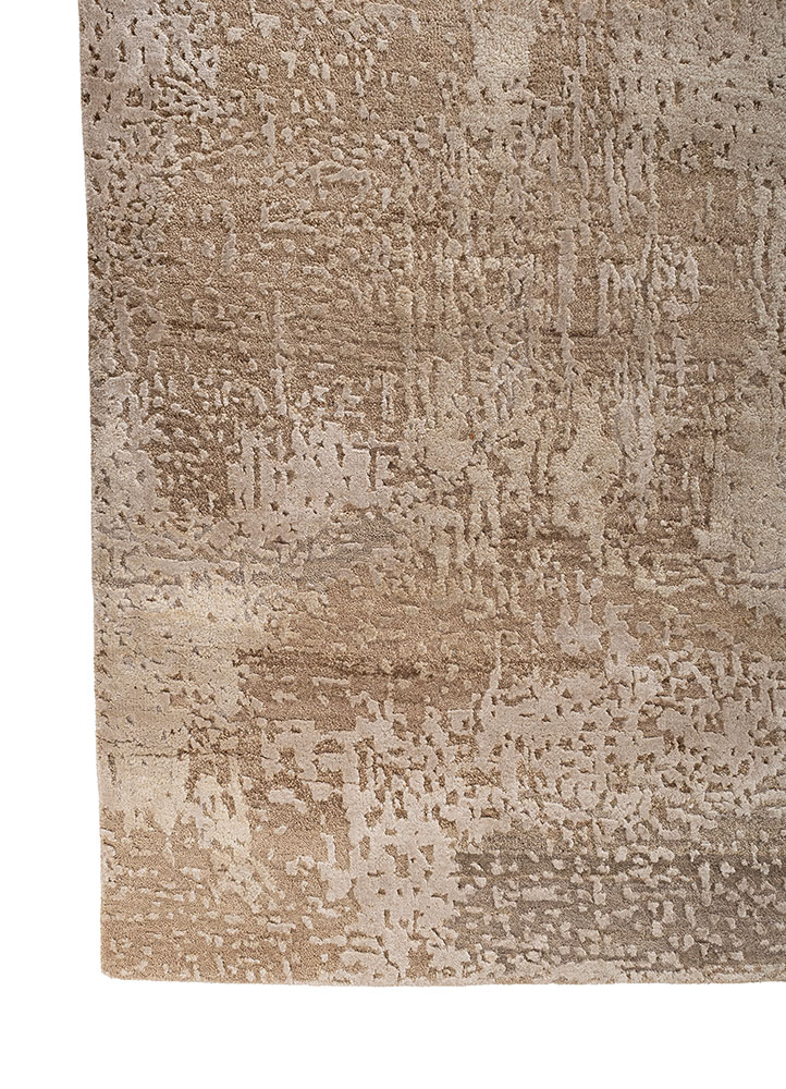 aprezo beige and brown wool and silk hand knotted Rug - Corner