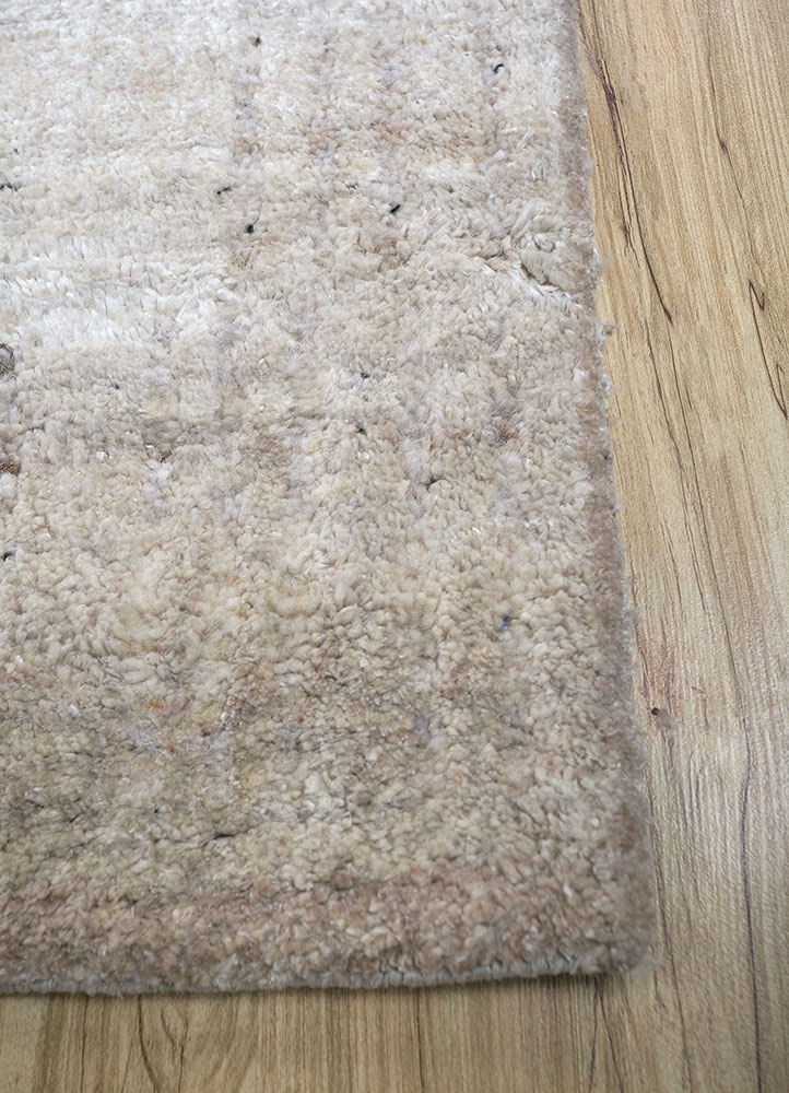 manifest ivory afghan wool and silk hand knotted Rug - Corner