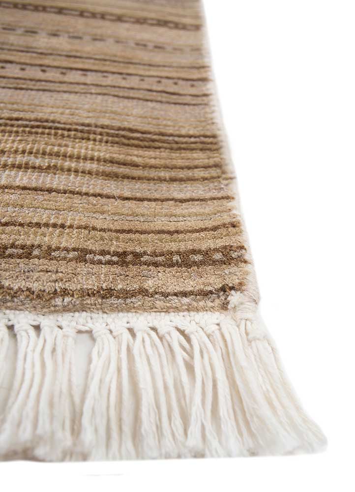 entropy ivory wool and silk hand knotted Rug - Corner